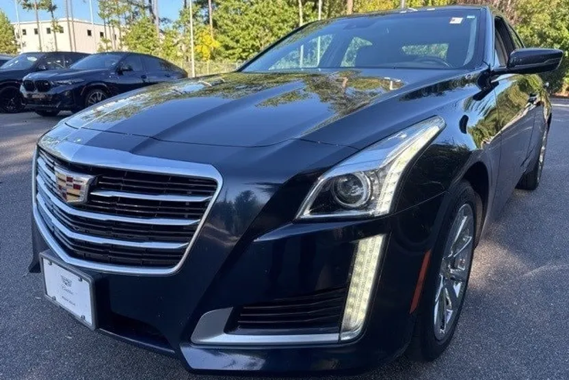 2016 Cadillac CTS Luxury photo 1