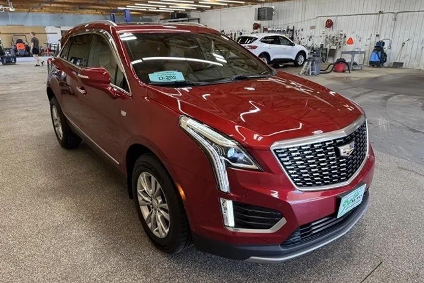2020 Cadillac XT5 Premium Luxury photo 1