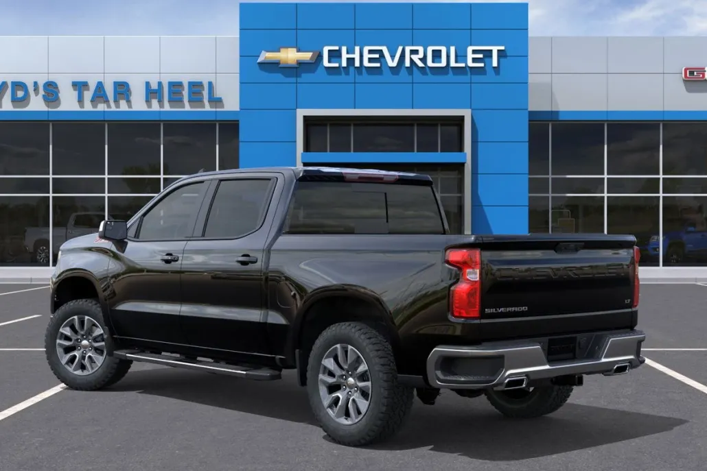 2026 Chevrolet Silverado 1500 LT photo 1