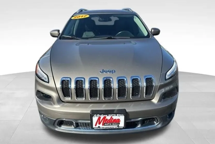 2017 Jeep Cherokee Limited photo 1