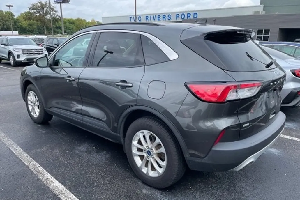 2020 Ford Escape SE photo 1