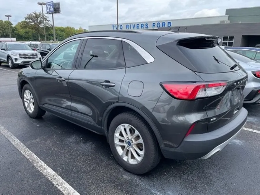2020 Ford Escape SE photo 1