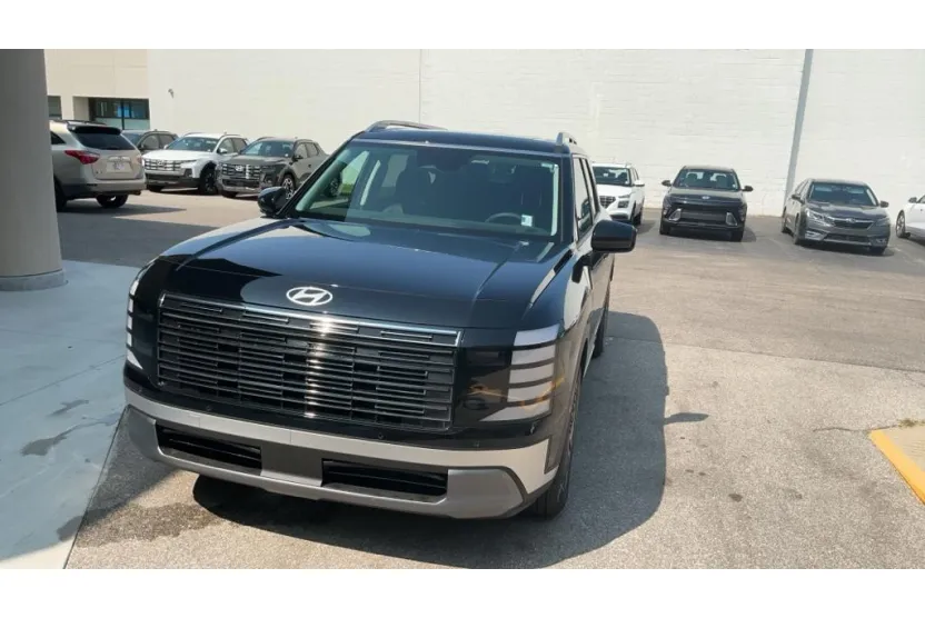 2026 Hyundai Palisade SEL photo 1