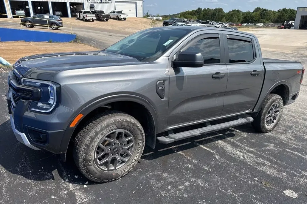 2024 Ford Ranger XLT photo 1