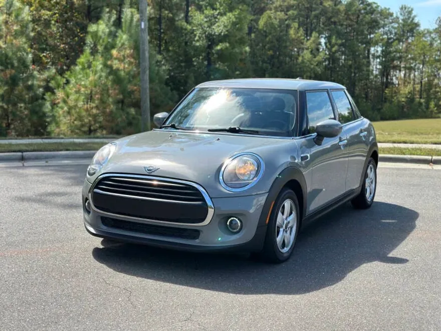 2021 Mini Cooper 4 Door Hardtop photo 1