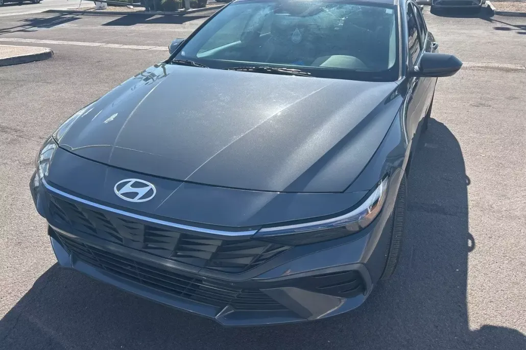 2024 Hyundai Elantra SEL photo 1