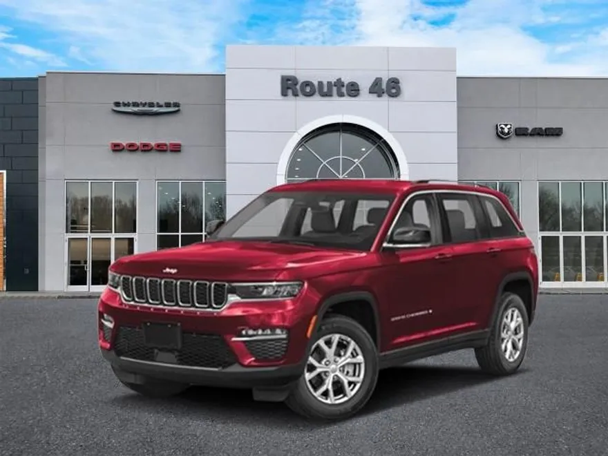 2025 Jeep Grand Cherokee Laredo Altitude photo 1