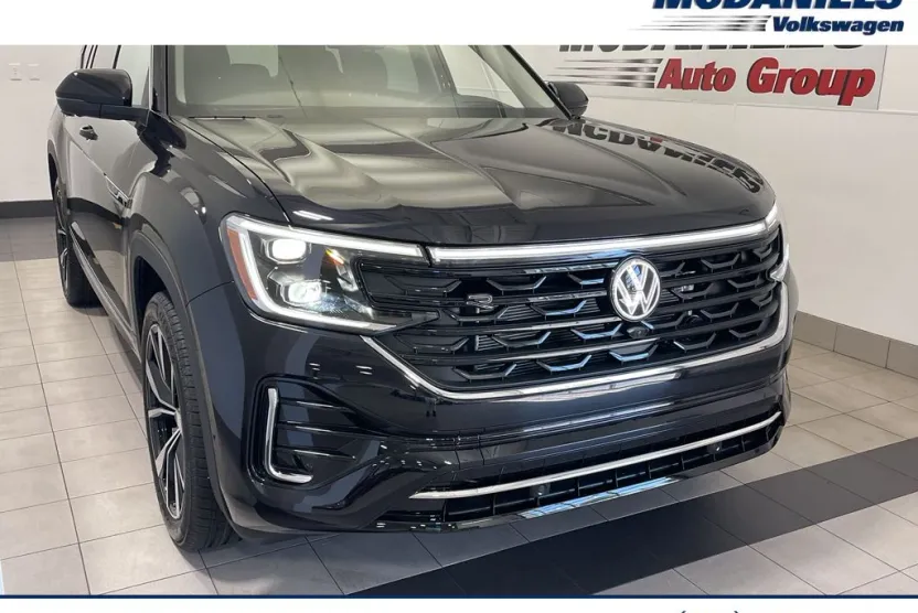 2026 Volkswagen Atlas SEL Premium R-Line photo 1