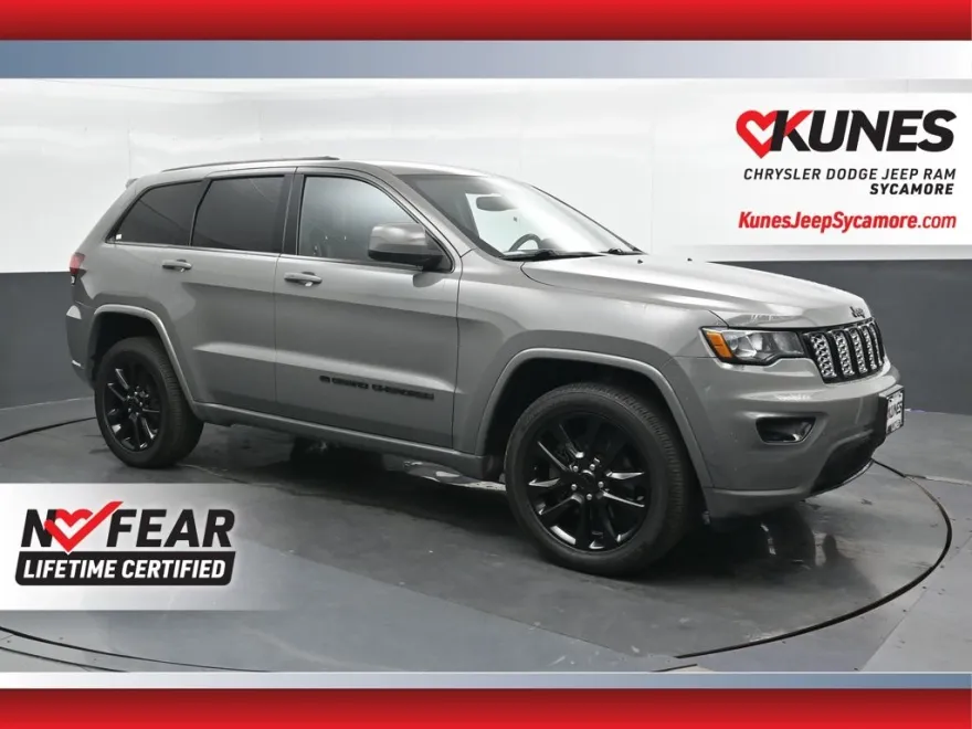 2022 Jeep Cherokee Laredo X photo 1