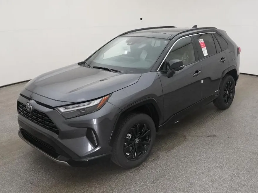 2025 Toyota RAV4 Hybrid XSE photo 1