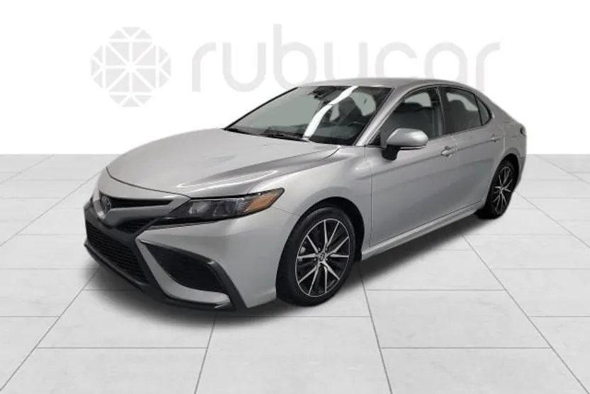 2023 Toyota Camry SE photo 1
