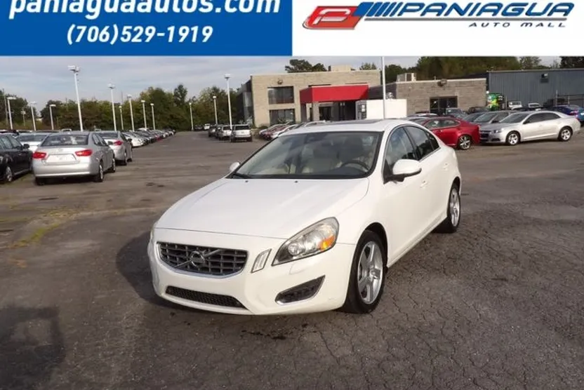 2013 Volvo S60 T5 Premier Plus photo 1