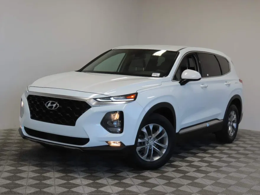 2019 Hyundai Santa Fe SEL photo 1