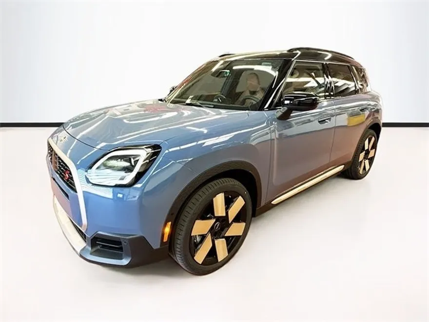 2025 Mini Countryman ALL4 S photo 1