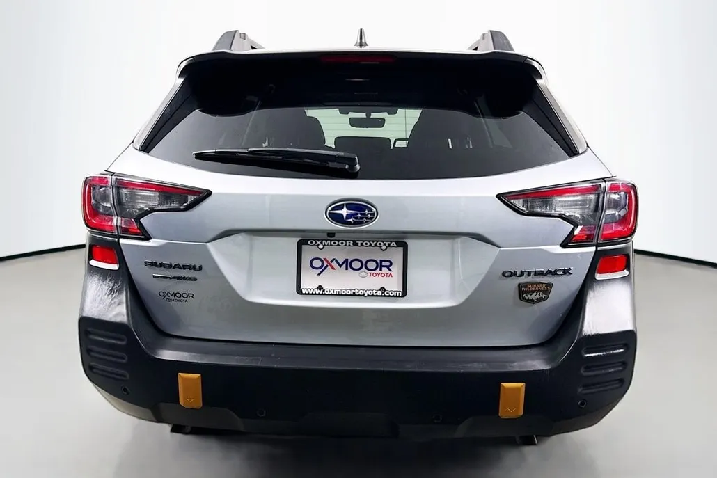 2022 Subaru Outback Wilderness photo 1