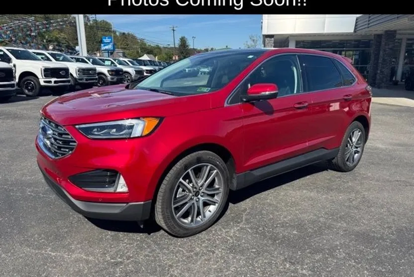 2024 Ford Edge Titanium photo 1