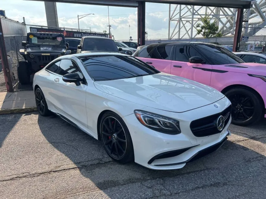 2016 Mercedes Benz S AMG 63 photo 1