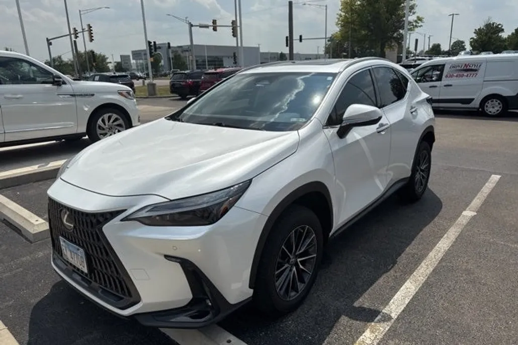 2022 Lexus NX 350 Premium photo 1