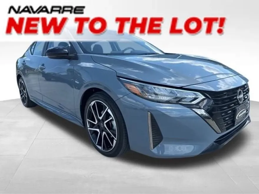 2024 Nissan Sentra SR photo 1