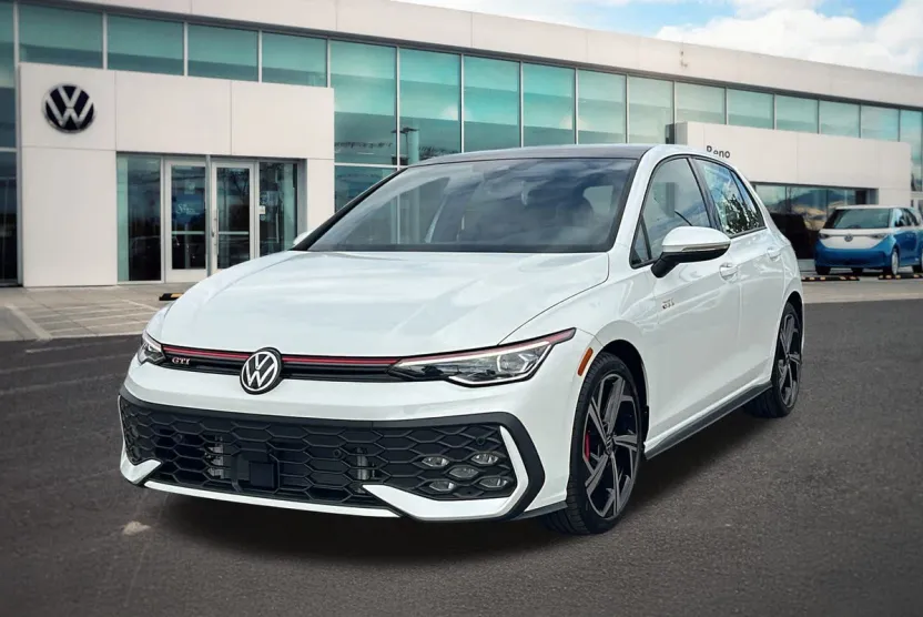 2025 Volkswagen Golf GTI SE photo 1