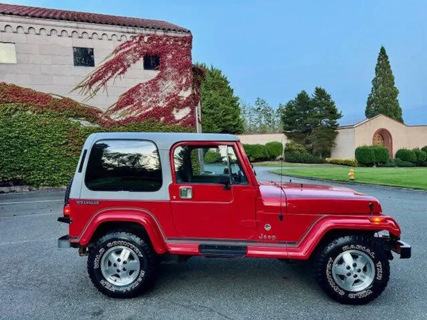 1989 Jeep Wrangler Laredo photo 1