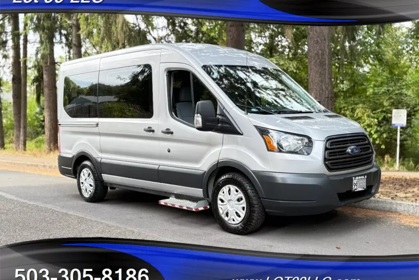 2017 Ford Transit Van photo 1