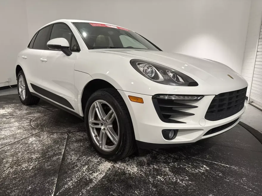 2018 Porsche Macan photo 1