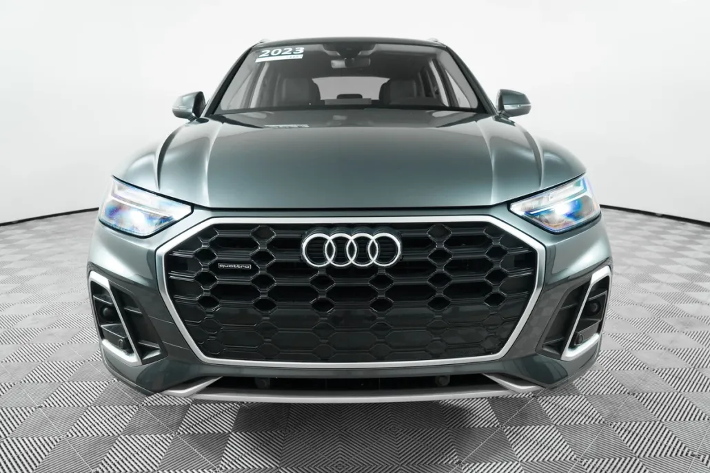 2023 Audi Q5 45 S line Premium photo 1