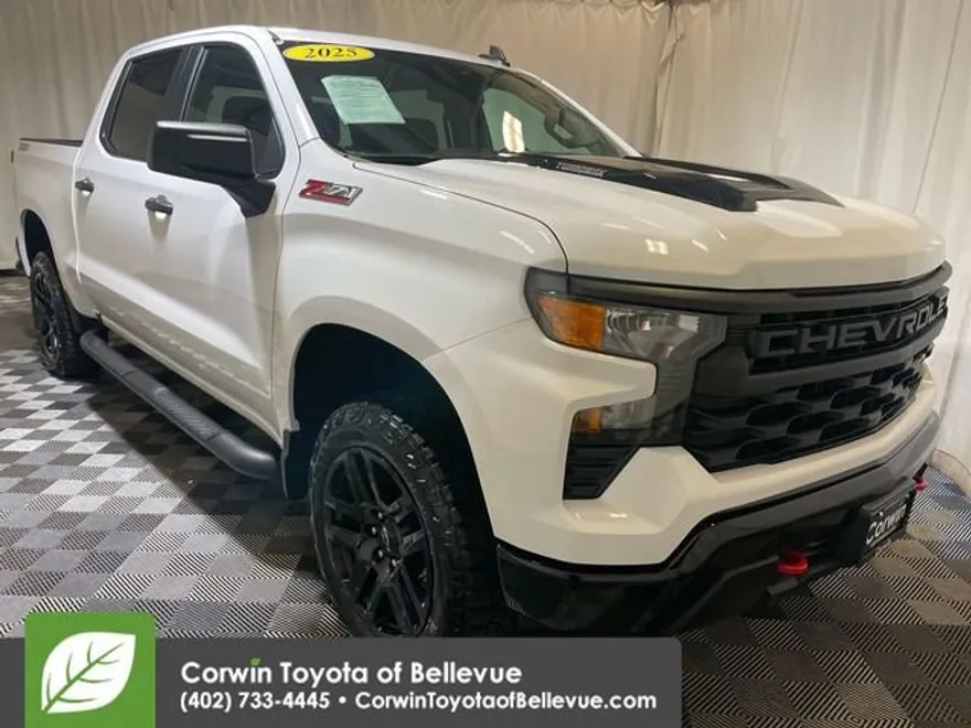2025 Chevrolet Silverado 1500 Custom Trail Boss photo 1