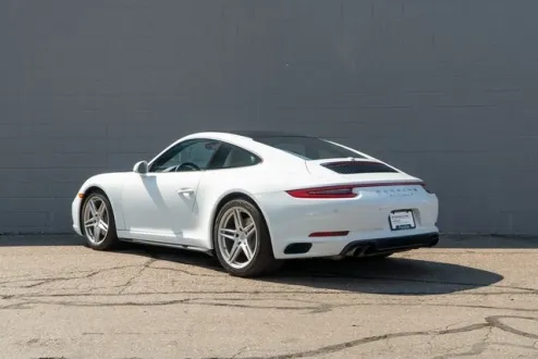 2017 Porsche 911 4 photo 3
