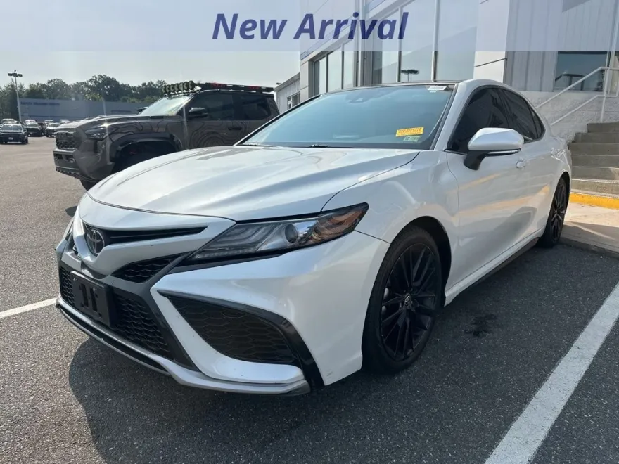 2021 Toyota Camry XSE photo 1