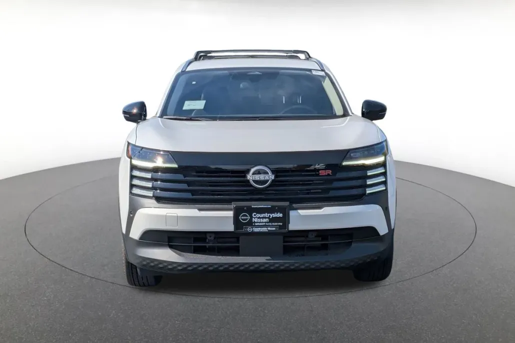 2026 Nissan Kicks SR photo 1