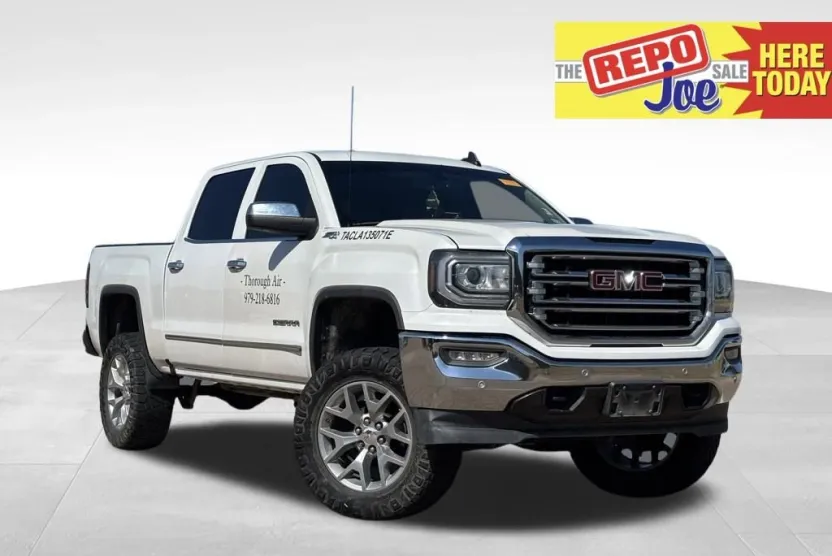 2017 Gmc Sierra 1500 SLT photo 1