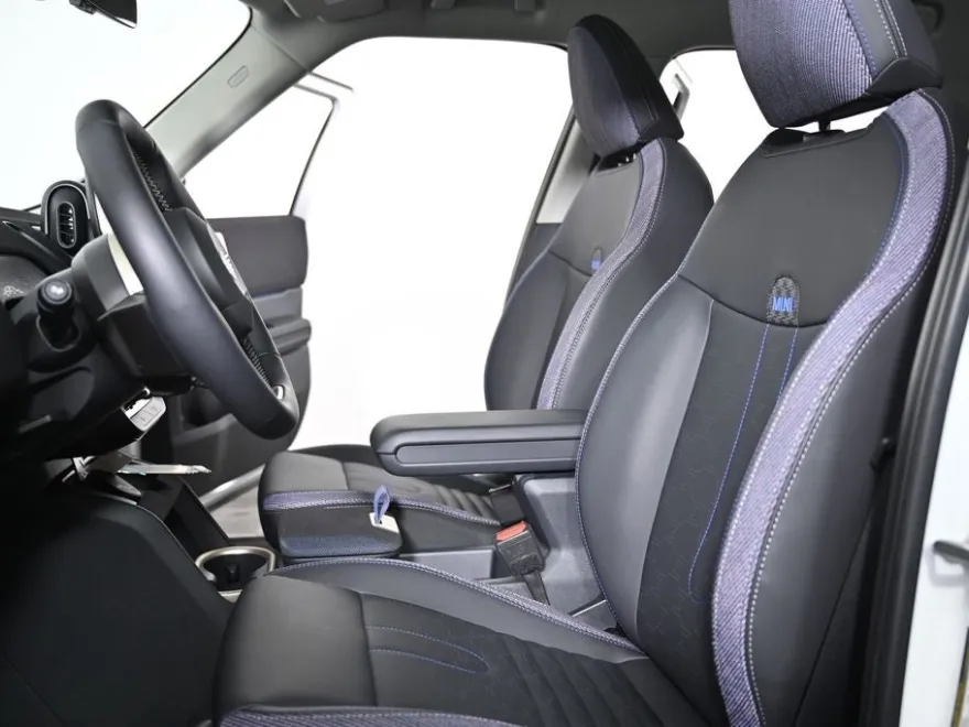 2025 Mini Countryman ALL4 S photo 26