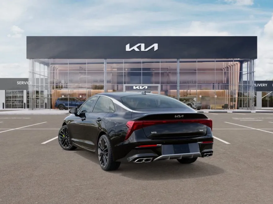 2026 Kia K5 GT photo 1