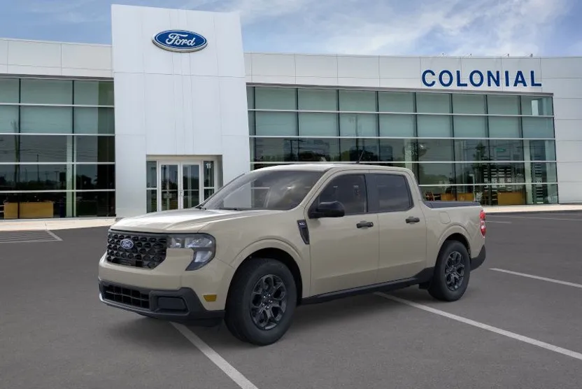 2025 Ford Maverick XLT photo 1