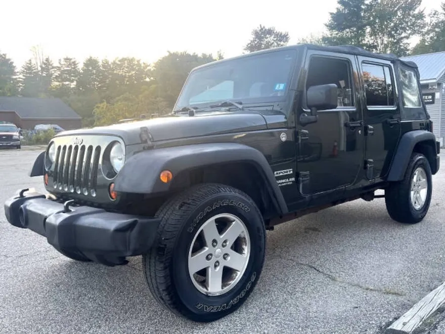 2011 Jeep Wrangler Unlimited Sport photo 1