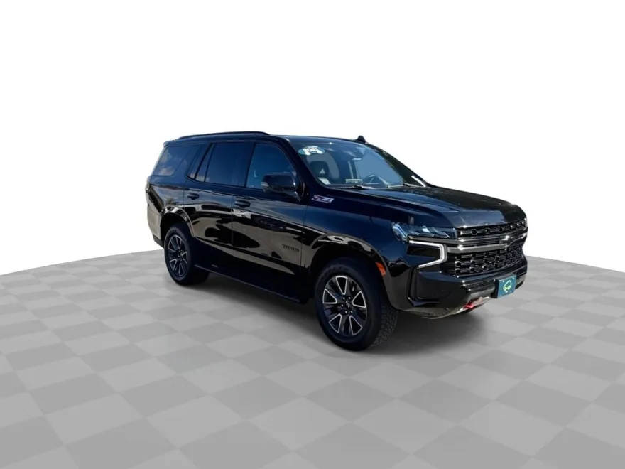 2021 Chevrolet Tahoe Z71 photo 1