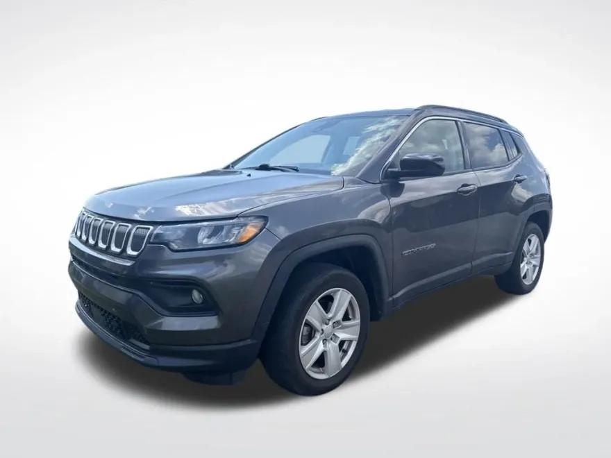2022 Jeep Compass Latitude photo 1
