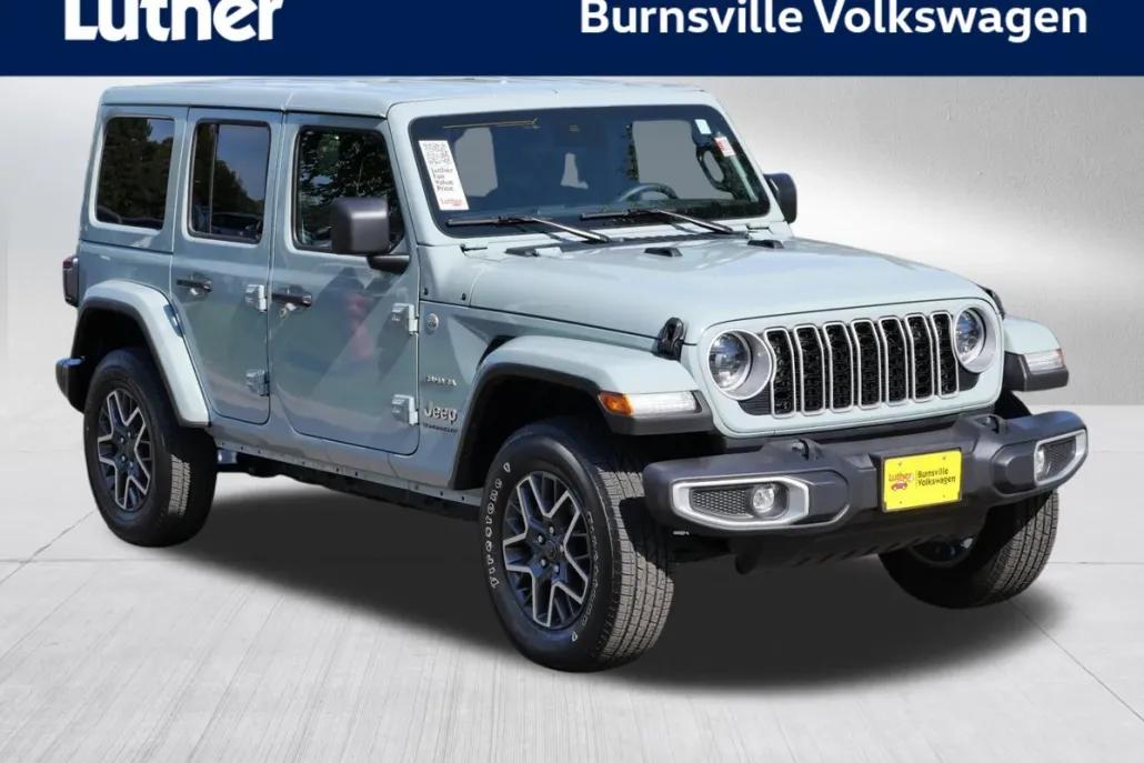 2024 Jeep Wrangler Sahara photo 1