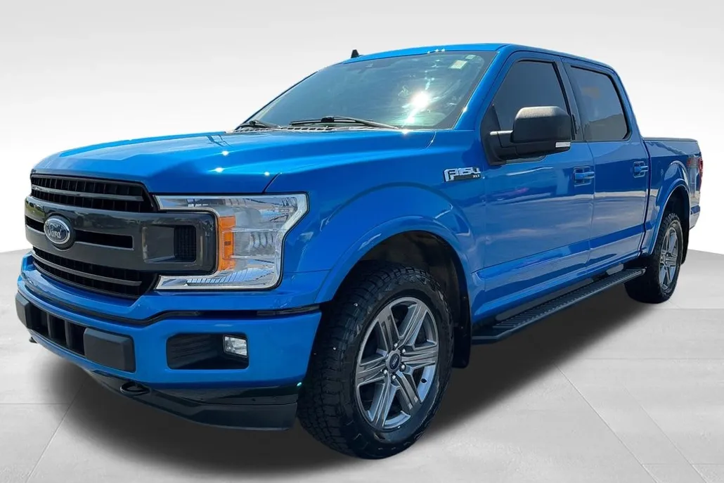 2020 Ford F-150 XLT photo 1