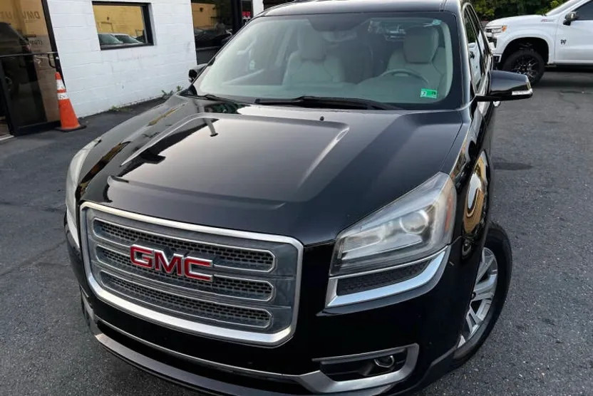 2016 Gmc Acadia SLT photo 1
