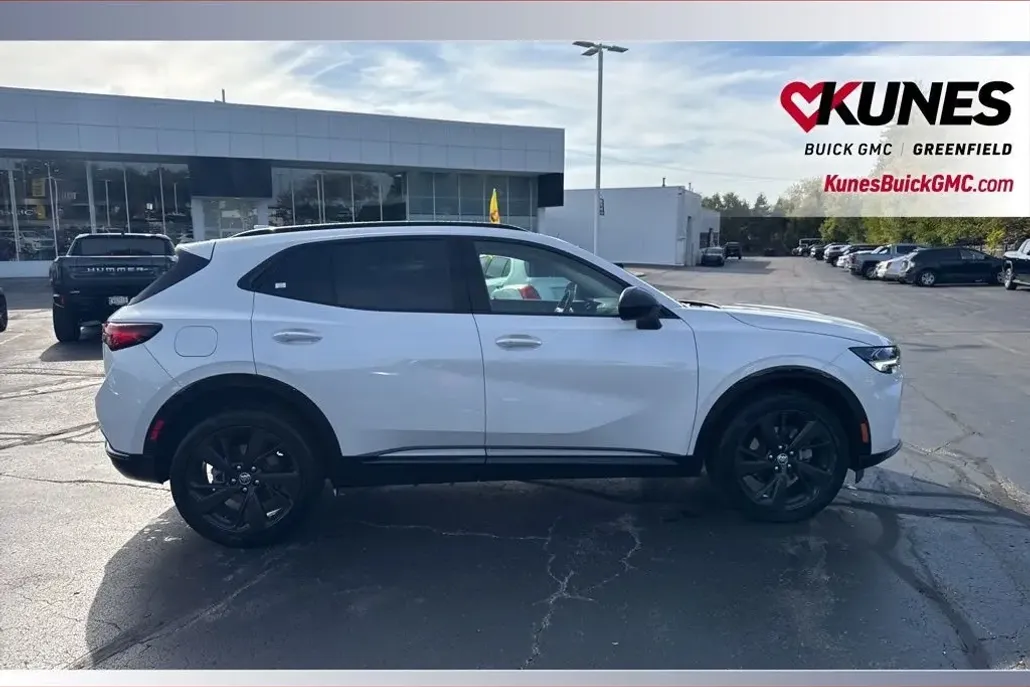 2023 Buick Envision Preferred photo 1