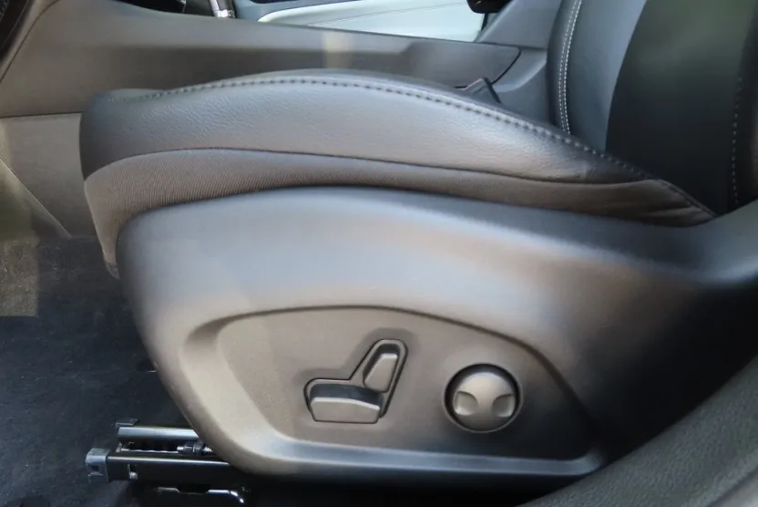2026 Jeep Compass Limited Altitude photo 1
