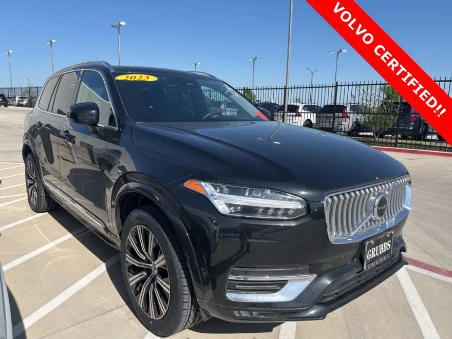 2023 Volvo XC90 AWD Plus photo 1