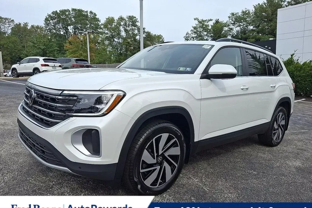 2026 Volkswagen Atlas SE Technology photo 1