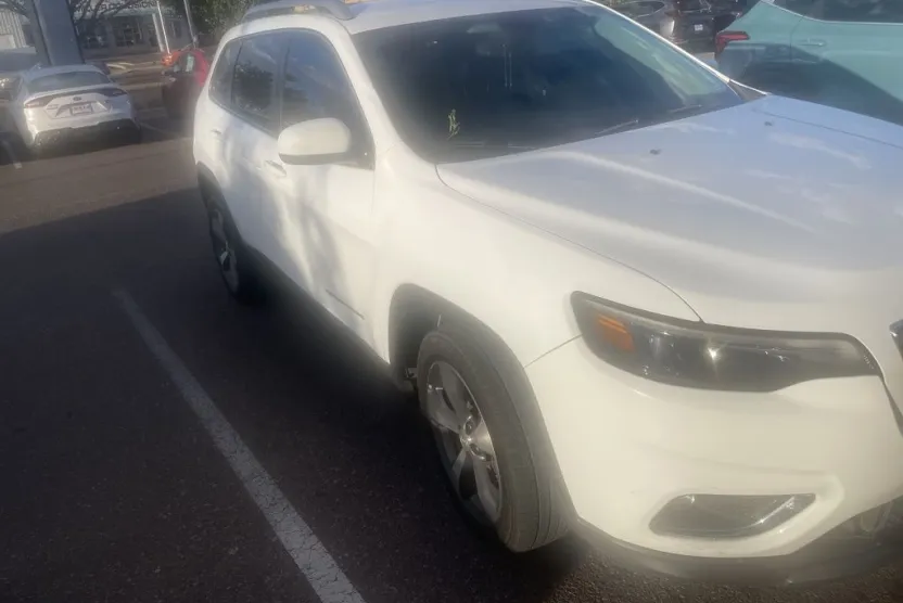 2020 Jeep Cherokee Limited photo 1
