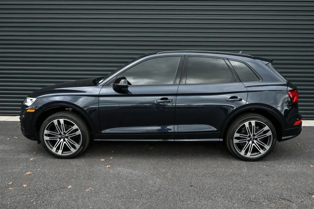 2020 Audi SQ5 Premium Plus photo 1