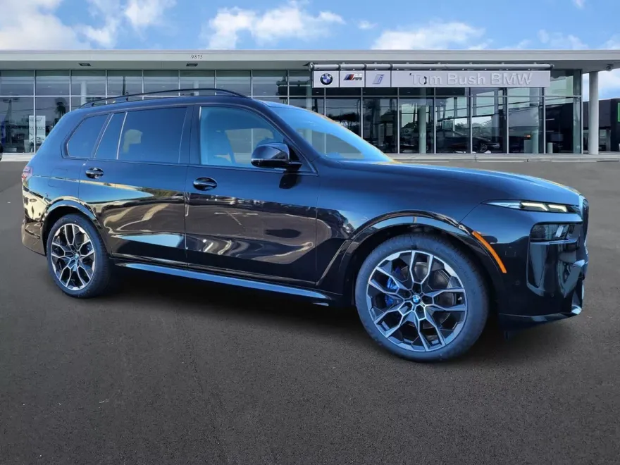 2025 Bmw X7 M60i photo 1