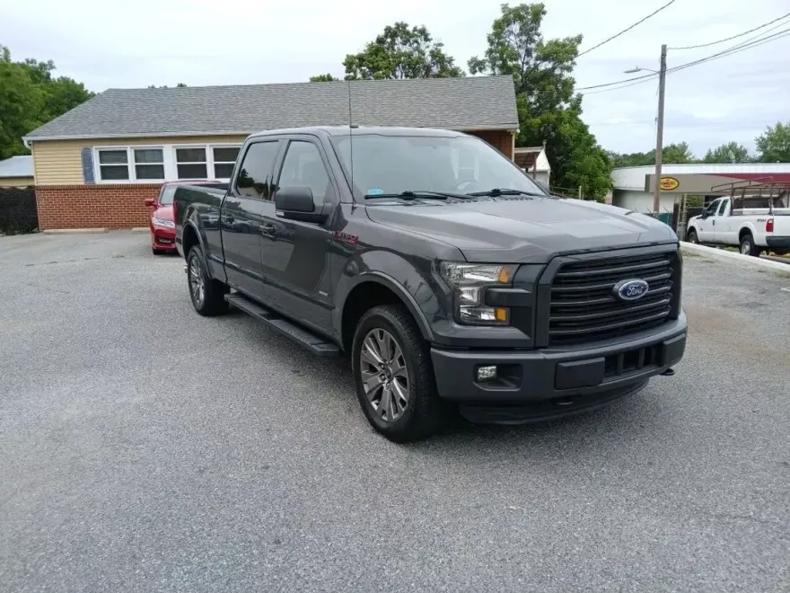 2016 Ford F-150 photo 1